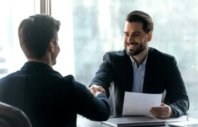کاریابی مبتنی بر معرف